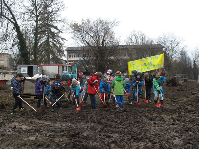 Bild vom Spatenstich Kindergarten Wandermatte
