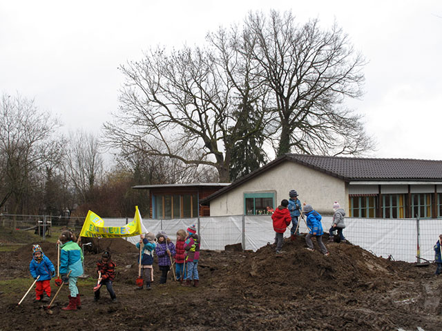 Bild vom Spatenstich Kindergarten Wandermatte