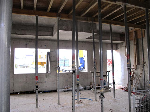 Küche unter der Galerie
