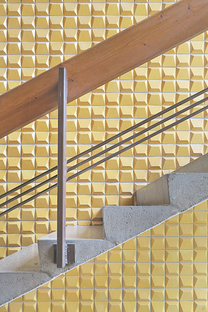 Treppenhaus im Typenbau, ehem. Insitut für Grobkeramik, Hochschule für Architektur und Bauwesen, ca.1975, Bauhausstrasse 7b, Weimar, Thüringen